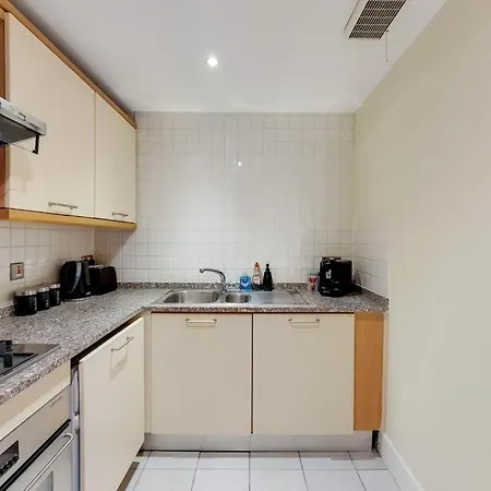 Apartment In The Heart Of Londres Exterior foto